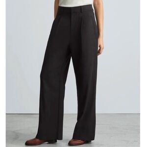 Everlane Wide-Leg Draper Pleated Black Dress Pants - 12R